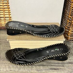 Vintage Y2K Woven Black Wedge Sandals Size 7 *wear on one sole